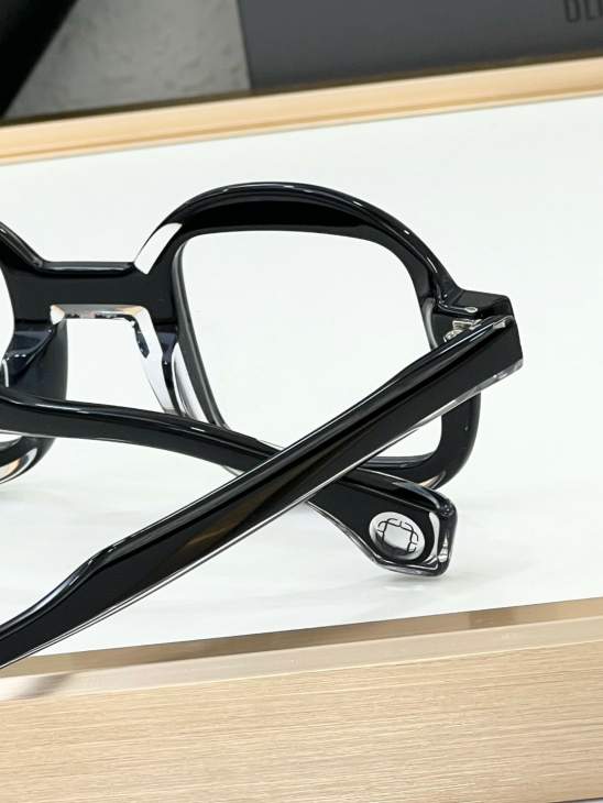 Picture of Blake Kuwahara Sunglasses _SKUfw66670865fw